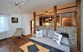 Apartman Zara