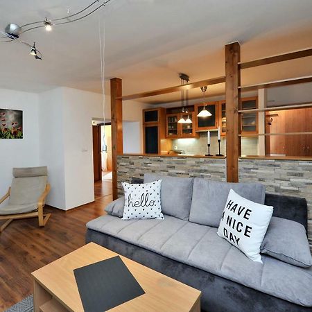 Apartman Zara Veľký Slavkov Exteriér fotografie
