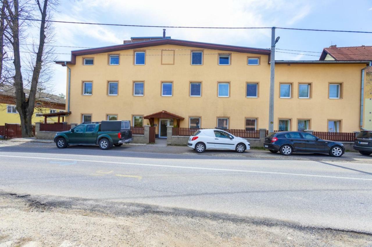 Apartman Zara Veľký Slavkov Exteriér fotografie