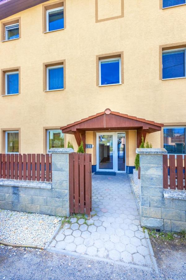Apartman Zara Veľký Slavkov Exteriér fotografie